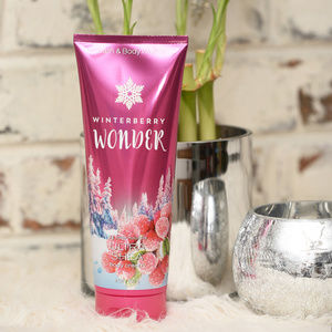 Bath an Body Works "Winterberry Wonder"